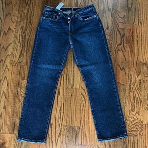 Levi's Straight Leg Jeans in Dark Blue Wash